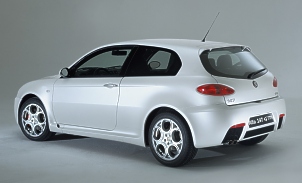 Click to visit official Alfa Romeo page!