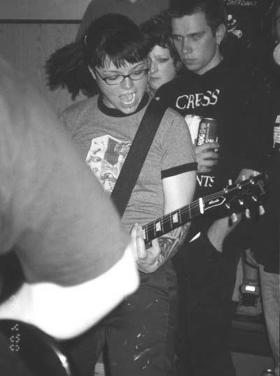 Pics of 90s bands (108, policy of 3, texas is the reason, lifetime, doughnuts mouthpiece ) Cable