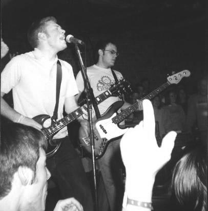 Pics of 90s bands (108, policy of 3, texas is the reason, lifetime, doughnuts mouthpiece ) Getup1