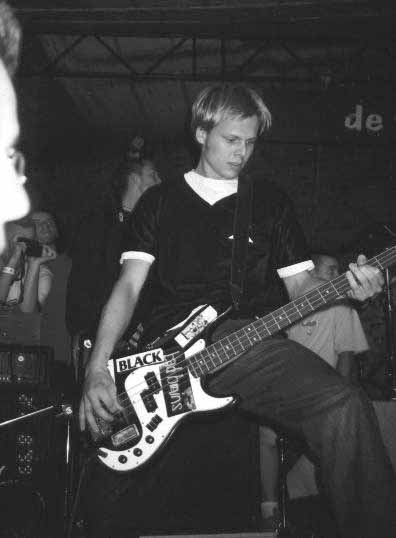Pics of 90s bands (108, policy of 3, texas is the reason, lifetime, doughnuts mouthpiece ) Morser